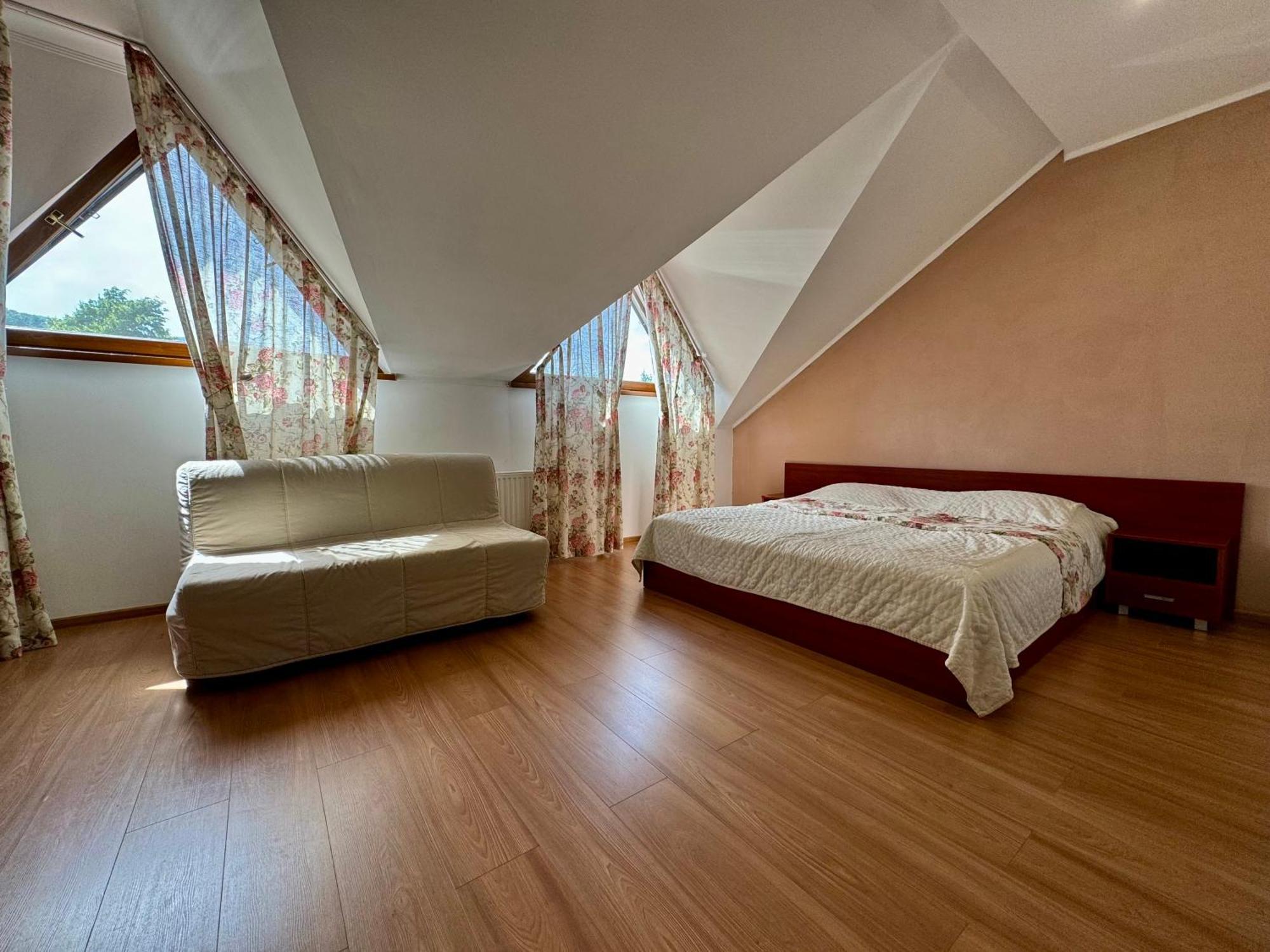 Троянда Карпат Otel Karpaty Dış mekan fotoğraf